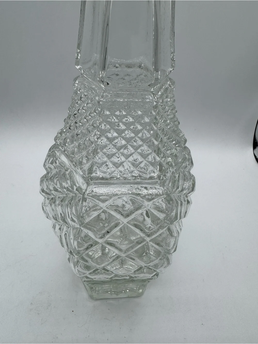 Vintage Anchor Hocking Hexagonal WEXFORD Gold Trim Decanter w/Stopper 1965